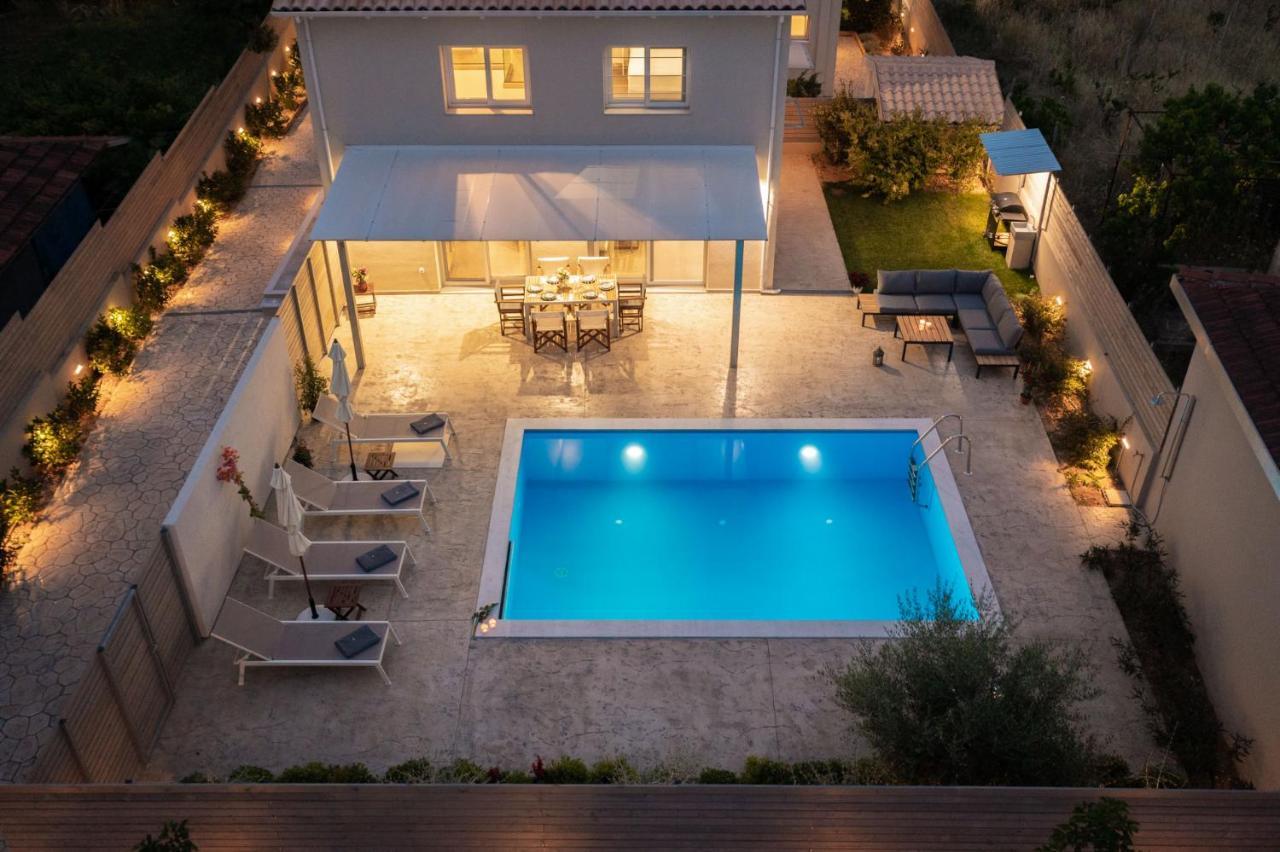 Grappolo Lefkada Villas - Vilana Ideal For Families And Small Groups Apolpaina エクステリア 写真