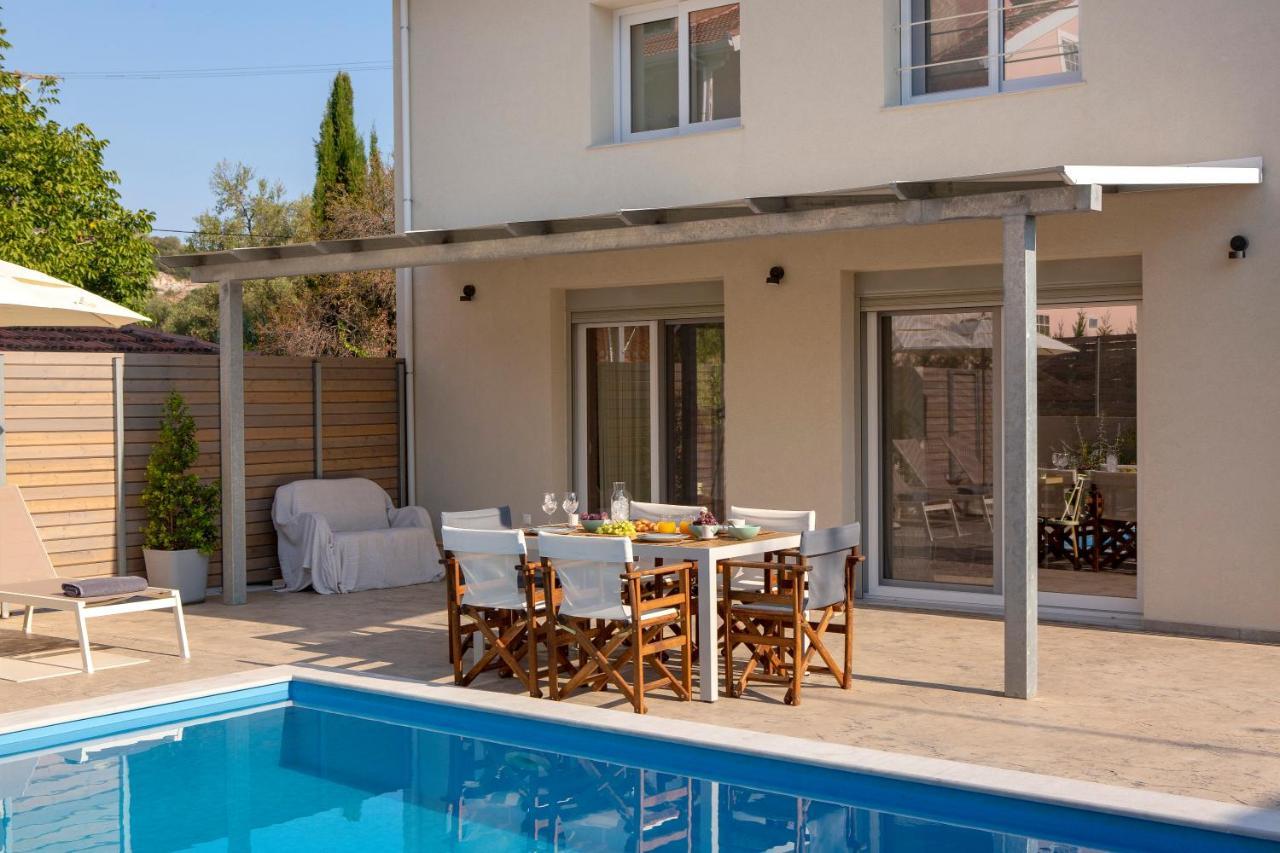 Grappolo Lefkada Villas - Vilana Ideal For Families And Small Groups Apolpaina エクステリア 写真